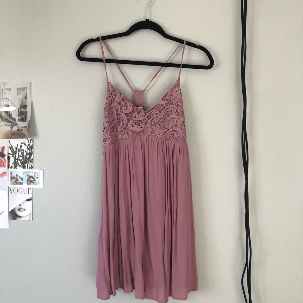 Beautiful lace baby doll Charlotte Russe dress!